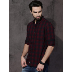 Men Maroon & Navy Blue Checked Sustainable Casual Shirt