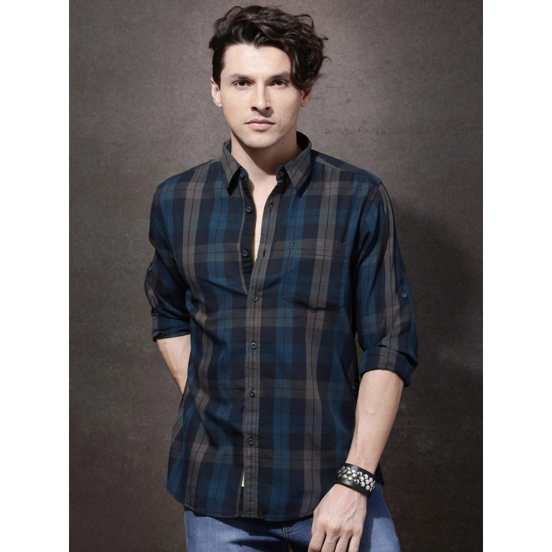 Men Navy & Grey Checked Casual Sustainable Shirt