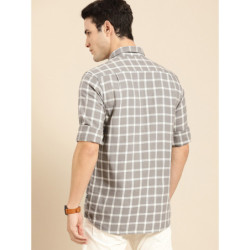 Men Grey & White Classic Fit Checked Casual Shirt