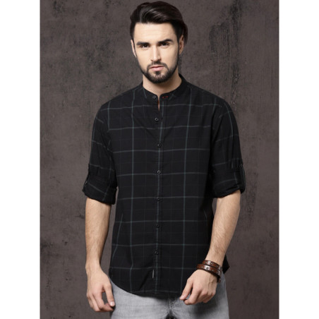 Time Travlr Men Black & Green Checked Casual Sustainable Shirt